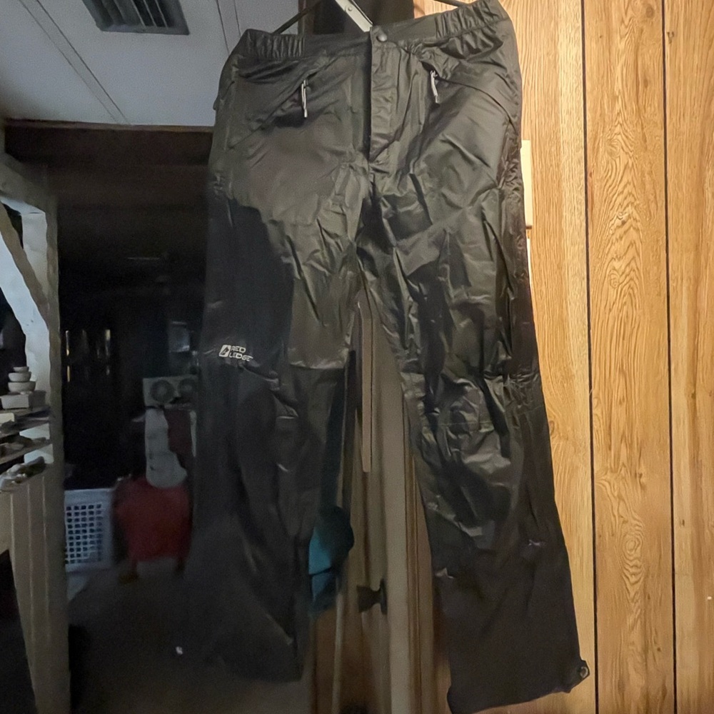 Red Ledge Rain Pants